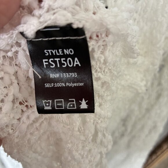 POL White Open Knit Long Cardigan Medium Hippie Beachy Lightweight Boho Vibe - Picture 6 of 9